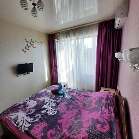 Квартира Возле Радмир Ул.Чернивецкая 5В Kharkiv Exterior photo